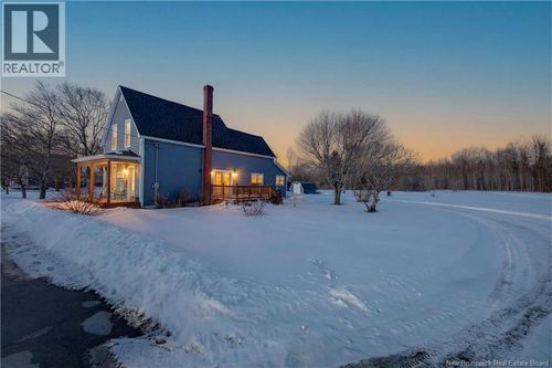 87 Hill St, Miramichi, NB, E1N2H6 | Card Image