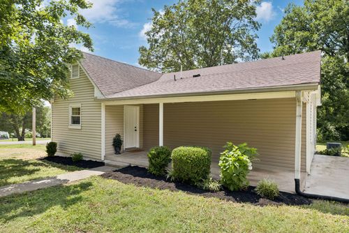 226 Garwood Dr, Nashville, TN, 37210-5153 | Card Image