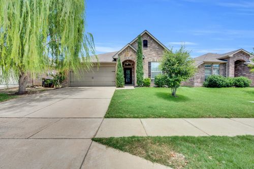 2804 Stonewall Ln, Fort Worth, TX, 76123-1783 | Card Image