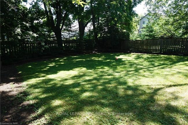 3878 Chippawa Pky, House other with 3 bedrooms, 1 bathrooms and 10 parking in Niagara Falls ON | Image 29
