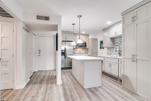141-4859 Cedar Springs Rd, Dallas, TX, 75219-1213 | Card Image