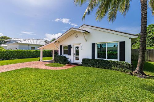 319 Hunter St, West Palm Beach, FL, 33405-4418 | Card Image