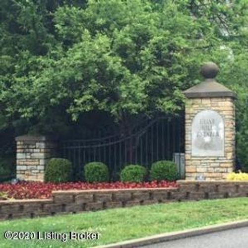 6206 Perrin Dr, Crestwood, KY, 40014-8982 | Card Image