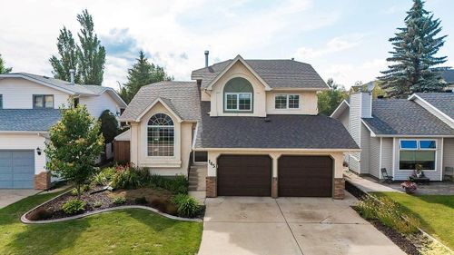 145 Castle Cres, Red Deer, AB, T4P2E8 | Card Image