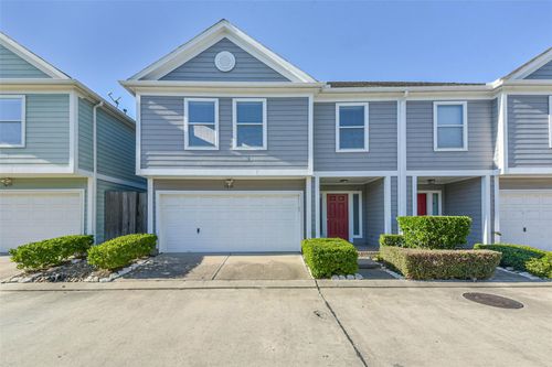 7019 Woodridge Square Dr, Houston, TX, 77087-2757 | Card Image