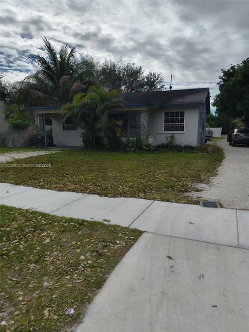 5718 Mckinley St, Hollywood, FL, 33021-4589 | Card Image