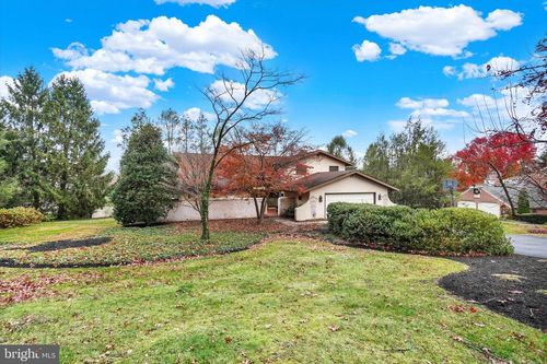 811 Michigan Ave, LEMOYNE, PA, 17043-1207 | Card Image