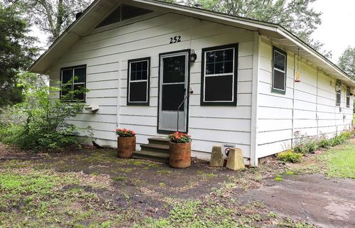 252 Vz County Road 1321, Grand Saline, TX, 75140-5212 | Card Image