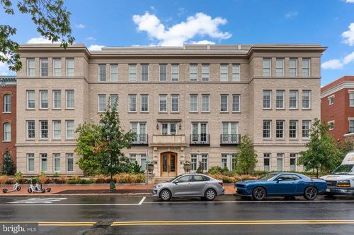 unit-102-300 8th St Ne, WASHINGTON, DC, 20002-7067 | Card Image