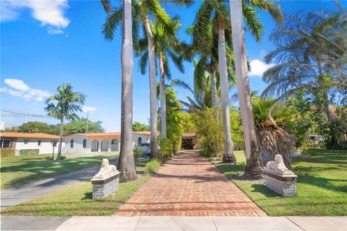 33 S Royal Poinciana Blvd, Miami Springs, FL, 33166-6058 | Card Image