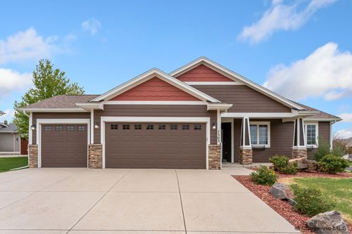 7303 Huntz Dr, Cheyenne, WY, 82009-2759 | Card Image