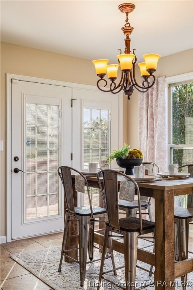 302 Saddleback Dr, Home with 3 bedrooms, 2 bathrooms and null parking in Charlestown IN | Image 60