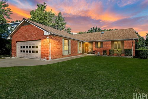 945 N Carmel Dr, Palatine, IL, 60074-3703 | Card Image