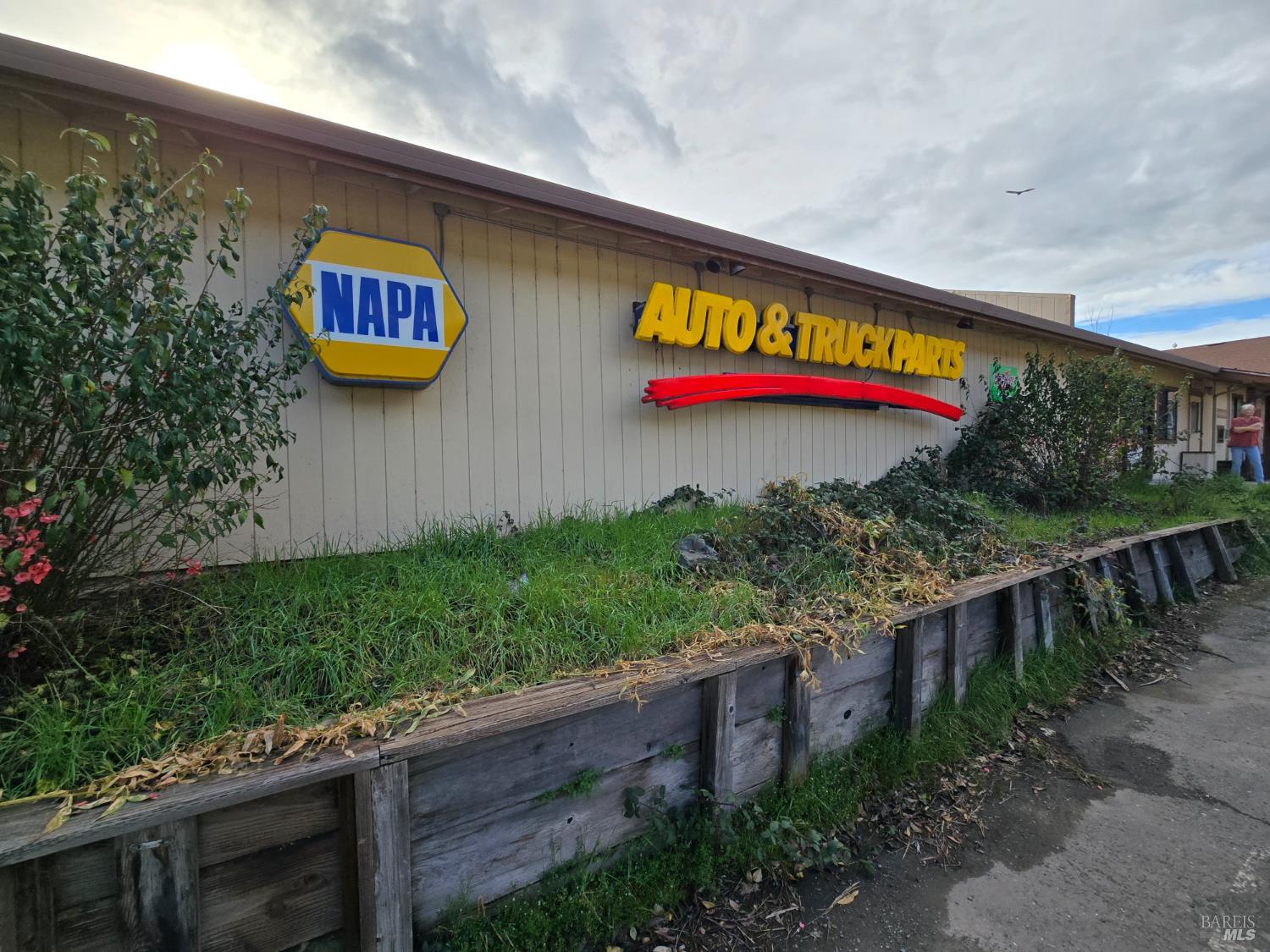 44650 Highway 101, Laytonville, CA 95454