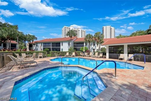 613-613 Serendipity Dr, NAPLES, FL, 34108-2830 | Card Image