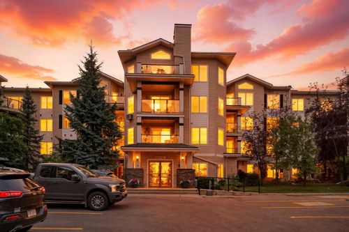 105-345 Rocky Vista Park Nw, Calgary, AB, T3G5K6 | Card Image