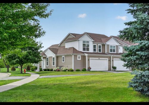 511 Amherst Dr, Sycamore, IL, 60178-8914 | Card Image
