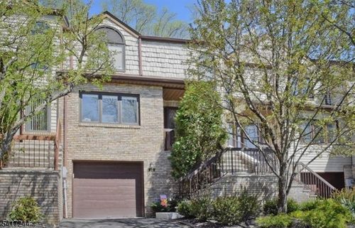 32 Averell Dr, Morris Plains, NJ, 07950-1959 | Card Image