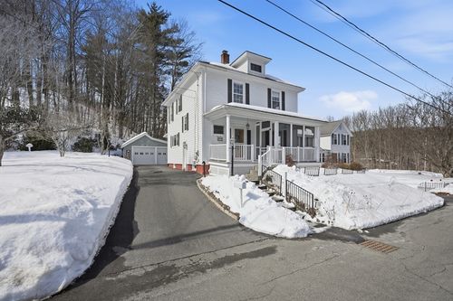 18 Crescent St, Millers Falls, MA, 01349-1301 | Card Image