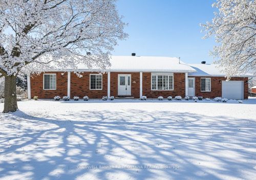 467 Lake Eloida Rd, Kitley, ON, K0E1Y0 | Card Image