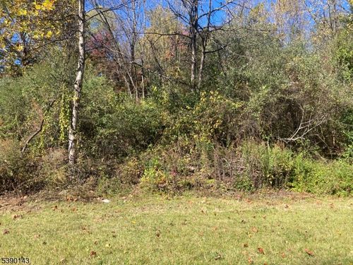 1 Bridge Rd, Columbia, NJ, 07832-2401 | Card Image