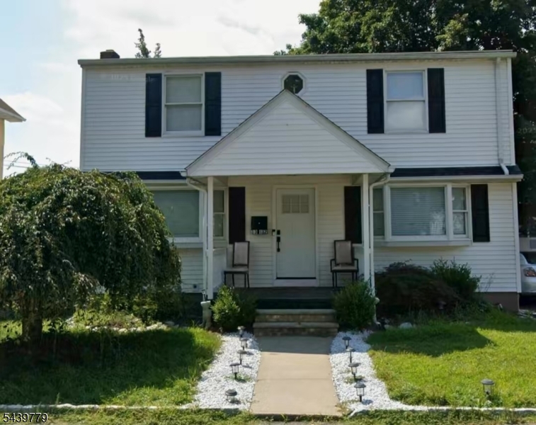 Residential in Mahwah Twp. 4