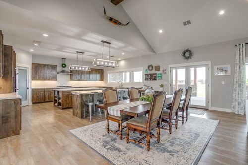 19611 N County Line Rd, Ponder, TX, 76259-4113 | Card Image