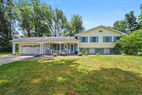 6247 Exeter Ct, South Bend, IN, 46614-6104 | Card Image