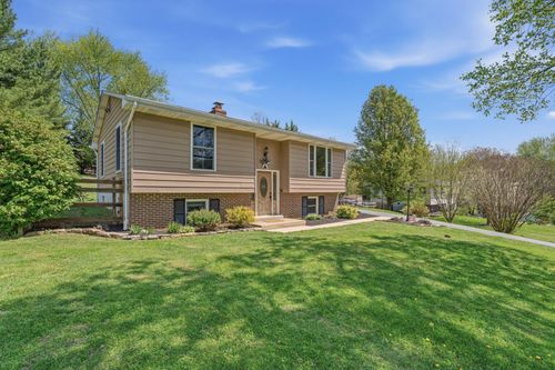 1618 Valley Dr, WESTMINSTER, MD, 21157-7930 | Card Image