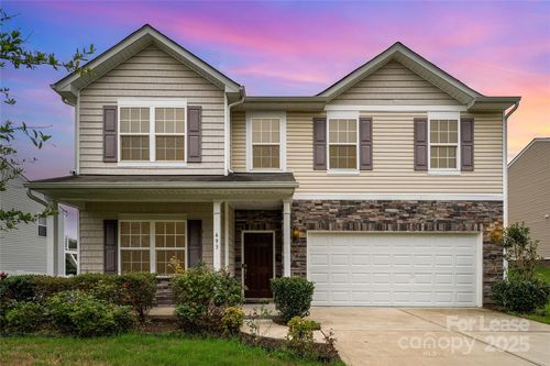 493 Twelve Oaks Ln, Fort Mill, SC, 29708-0073 | Card Image