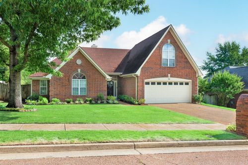 7686 Shadow Glen Ln, Bartlett, TN, 38002-8062 | Card Image