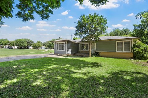 1025 N 32nd St, Waco, TX, 76707-2511 | Card Image