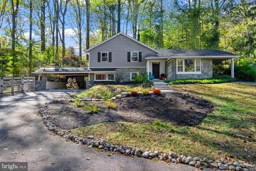 505 Country Club Rd, PHOENIXVILLE, PA, 19460-5706 | Card Image