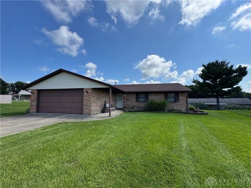 9 Cassie Ln, West Alexandria, OH, 45381-9389 | Card Image