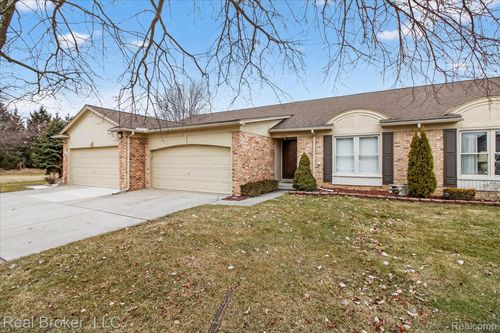 15739 Revere Dr, Clinton Township, MI, 48038-1069 | Card Image