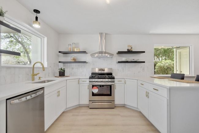 4011 Eskew Dr, House other with 3 bedrooms, 2 bathrooms and 4 parking in Austin TX | Image 9