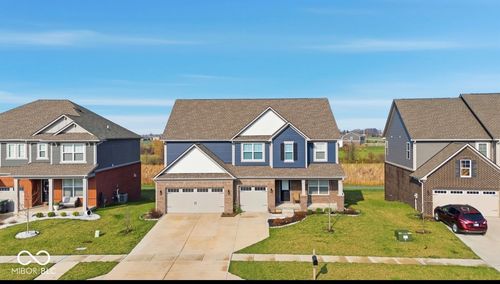 1986 Mccormick Dr, Greenwood, IN, 46143-3847 | Card Image