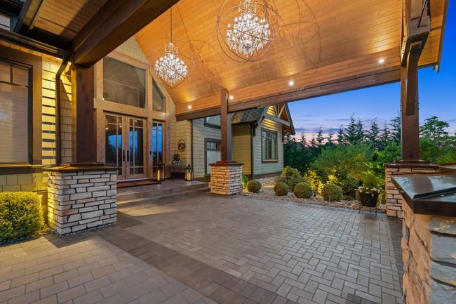 323 198 Street, House other with 6 bedrooms, 7 bathrooms and 11 parking in Langley BC | Image 3