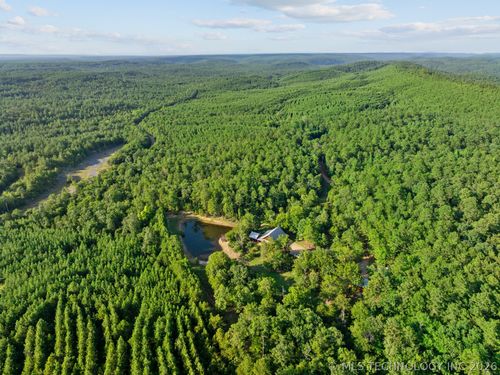 1602 Wyr #71400 Road, Broken Bow, OK, 74728 | Card Image