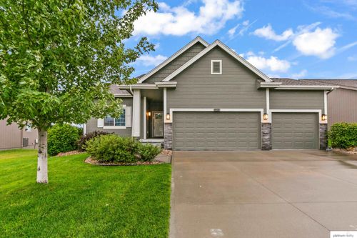 4918 N 180th Ave, Elkhorn, NE, 68022-3899 | Card Image