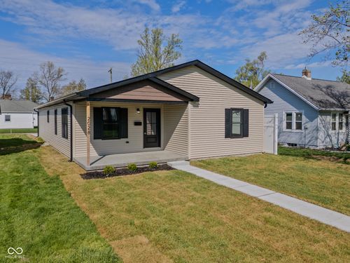 2028 Newton Street, Columbus, IN, 47201 | Card Image