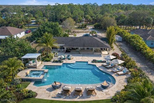 321 14th St Ne, Naples, FL, 34120-9470 | Card Image