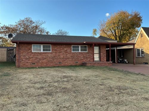 714 S 6th St, Clinton, OK, 73601-4618 | Card Image