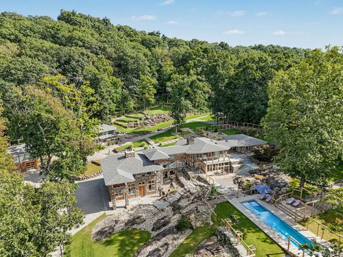 496 Haines Rd, Mount Kisco, NY, 10549-4220 | Card Image