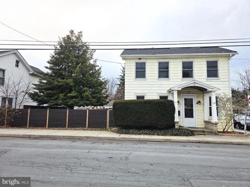 100 S Chestnut St, MECHANICSBURG, PA, 17055-6547 | Card Image