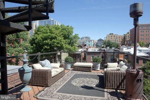 1339 T St Nw, WASHINGTON, DC, 20009-7886 | Card Image
