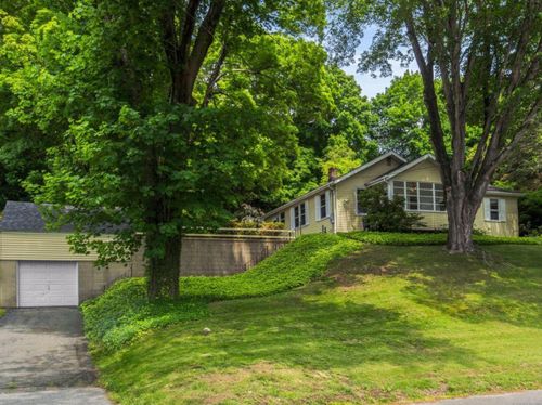 145 Main St, Ivoryton, CT, 06442-1103 | Card Image