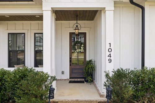 1049 Pine Creek Dr, Arrington, TN, 37014-2009 | Card Image