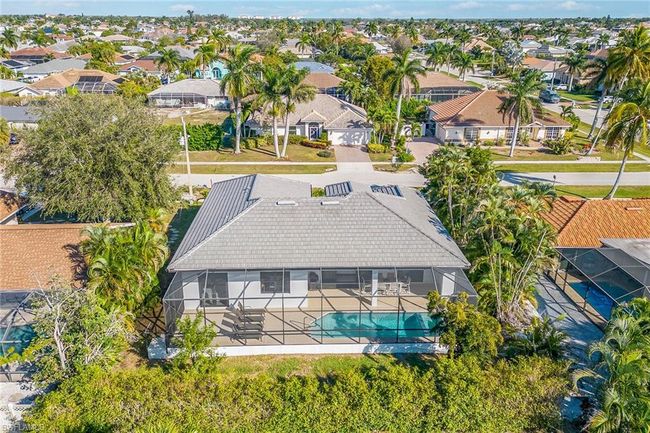 370 Regatta St, House other with 3 bedrooms, 2 bathrooms and null parking in MARCO ISLAND FL | Image 27