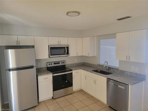 3175-3165 E Riverside Dr, FORT MYERS, FL, 33916-1539 | Card Image